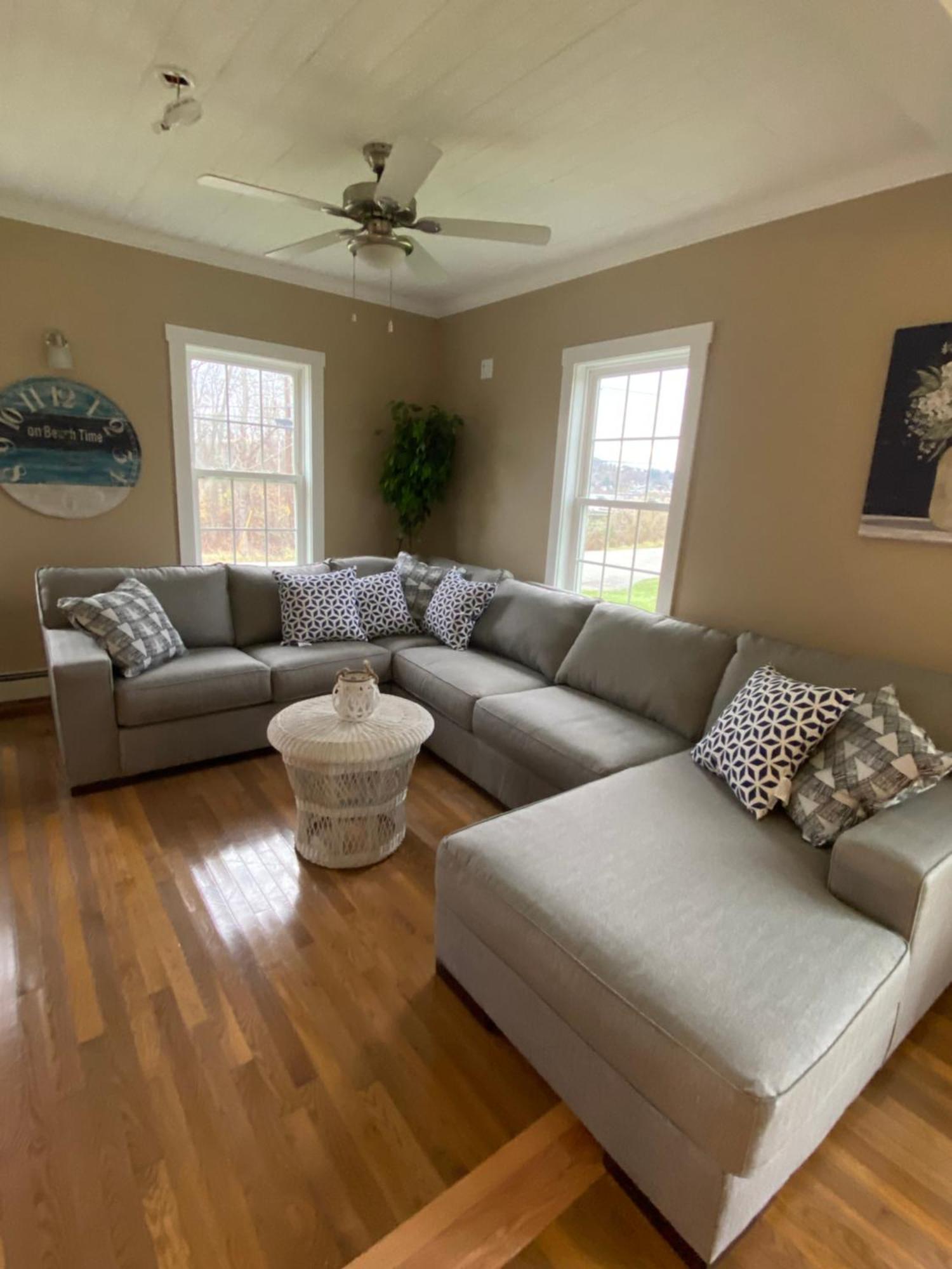 Beach House - On Lake Time Newport Luaran gambar